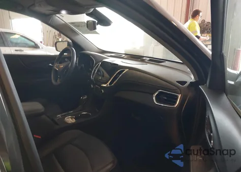 2019 Chevrolet Equinox Premier z USA, uszkodzony, nr VIN 2GNAXNEV0K6131545